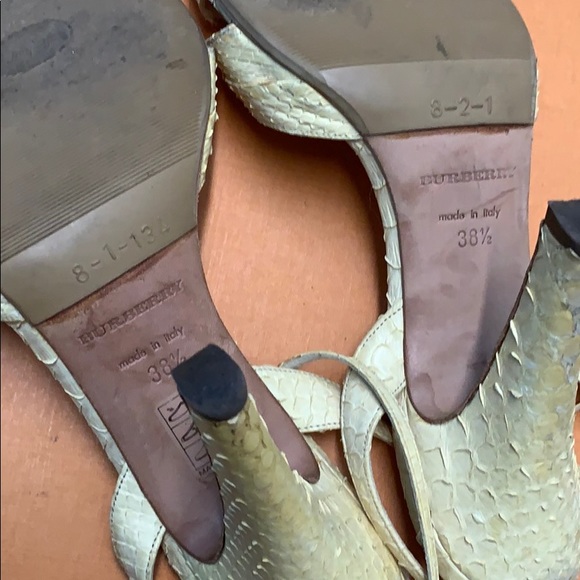 Burberry Yellow Python Slingback Heels - Picture 16 of 17